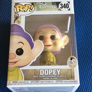 Dopey Pop Figurine